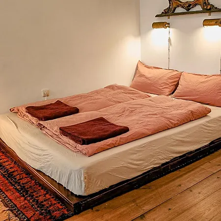 Huge-elegant-art 5 Beds Flat In Schoeneberg * Berlin