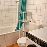 Huge-elegant-art 5 Beds Flat In Schoeneberg *