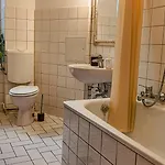 Huge-elegant-art 5 Beds Flat In Schoeneberg Apartment