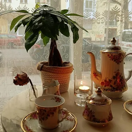 Appartement La Vie En Rose: Elegance And Art Berlin