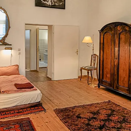Lejlighed Huge-elegant-art 5 Beds Flat In Schoeneberg Berlin