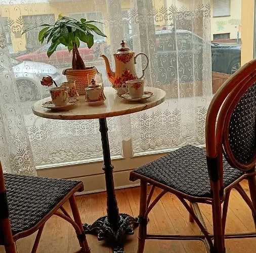 Huge-elegant-art 5 Beds Flat In Schoeneberg * Berlim