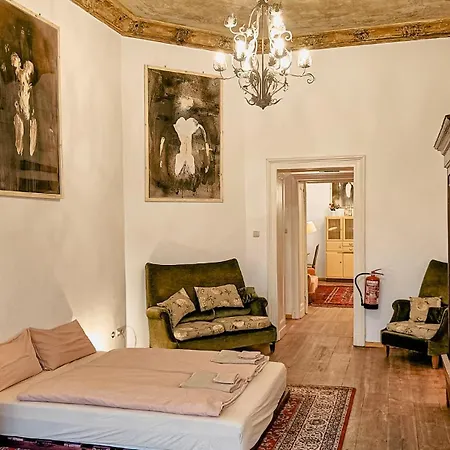 Huge-elegant-art 5 Beds Flat In Schoeneberg Апартаменты Берлин